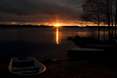 sunset red lake boats skiffs madsjön