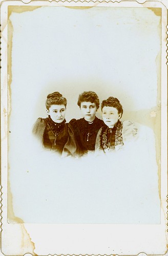 three ladies Cabinet Card