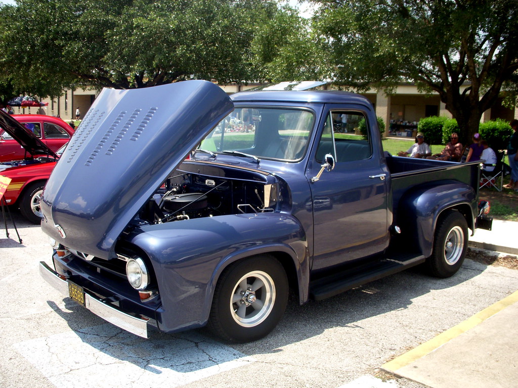 1954 Ford F-100 Right