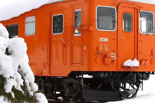 winter snow station japan train landscape photo canoneos10d railway sunny 北海道 日本 gps 帯広 canonef70200mmf28lisusm