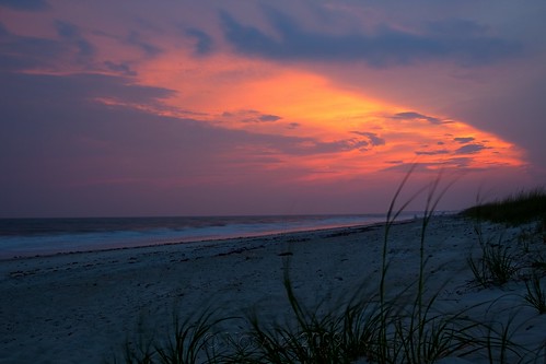 ocean sunset seascape reflection beach water clouds landscape nc sand waves dunes tripod northcarolina atlantic longbeach hdr gitzo oakisland photomatix canonef24105mmf4lisusm 5exposure moosesfilter arcatech gt2531