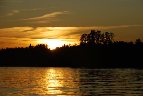 sunset ontario canada fishing kenora canadiansunset laclu