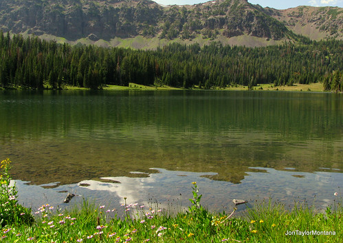 flowers trees mountain lake reflection landscape montana bozeman granite cirque emeraldlake hyalitecanyon jontaylormontana