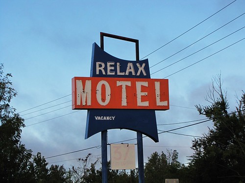 old travel blue red sky usa clouds canon daylight view state peaceful motel powershot missouri daytime tranquil poplarbluff sx10is waltphotos