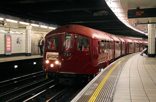 1938 Tube Stock at Monument