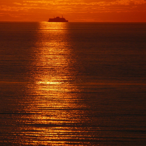 sunset red sea seascape ship superaplus platinumheartaward thebestofday natureselegantshots 100commentgroup