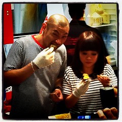 HKG Celebrity selling sweet potatos..