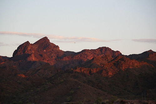 red arizona holiday america sunrise rocks august mornings trekamerica