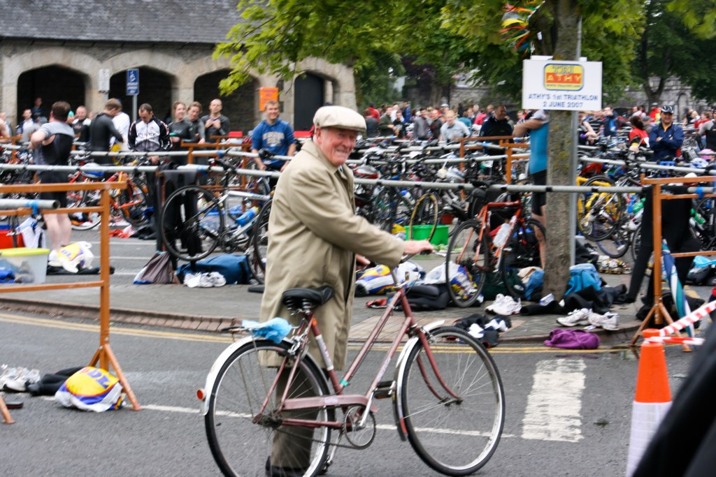 Athy Native Dickie Flanagan inadvertantly becomes an Olympian - TriAthy - I Edition - 2 June 2007
