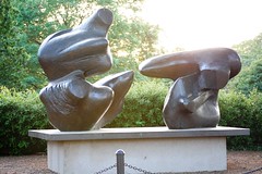 Henry Moore's Two Piece Reclining Figure Points - Hirshhorn