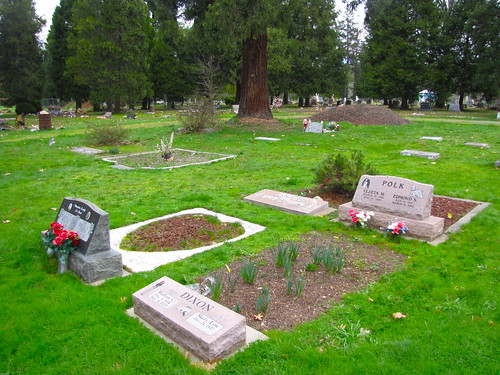 cemetery oregon deadmantalking