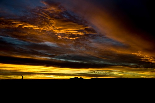 sunset clouds geotagged outside desert dusk australia outback cooberpedy oodnadattatrack oodnadatta formfaktor geo:lat=290022576669208 geo:lon=1347587231219603