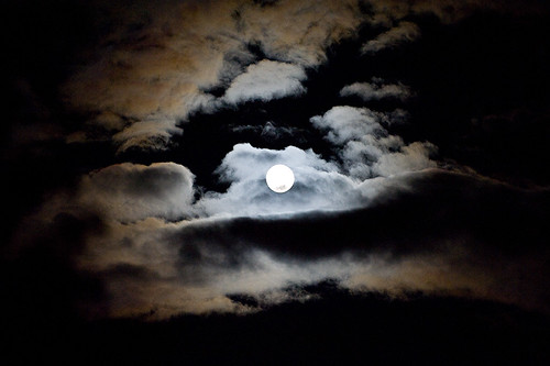 moon nature weather night geotagged austria nikon graz magicmoments steiermark styria afsvrzoomnikkor70200mmf28gifed d700 concordians goldstaraward cloudslightningstorms