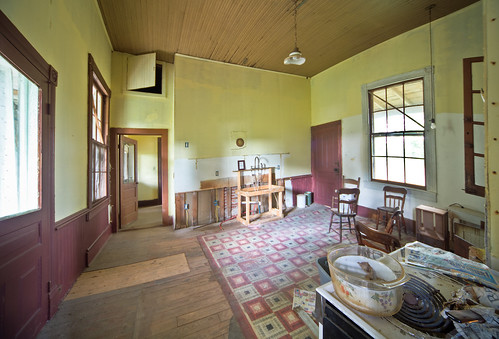 interior oakcity martinco swamplawn joneseveretthouse johnschwaller
