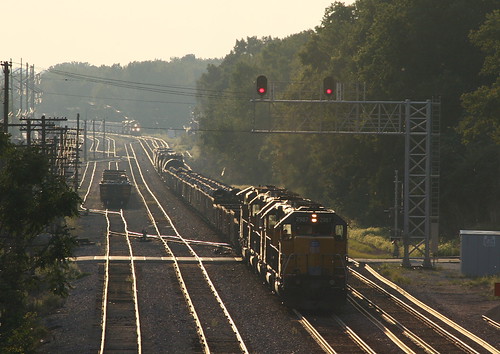 railroad up train illinois tracks unionpacific locomotive sterling sterlingsteel sterlingillinois