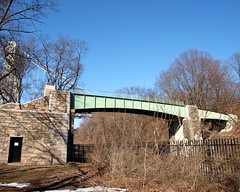 M043 West 173 Street Pedestrian Bridge over Amtrak Railroad Tracks, Fort Washington Park, New York City