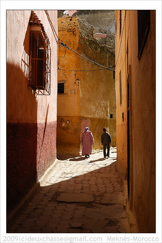africa people woman geotagged mar alley north morocco maroc afrika marokko meknèstafilalet syn01 geo:lat=3389618500 geo:lon=556710680 deuxchasse