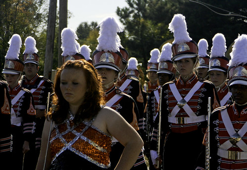 texas oktoberfest parade highschool marchingband dekalb