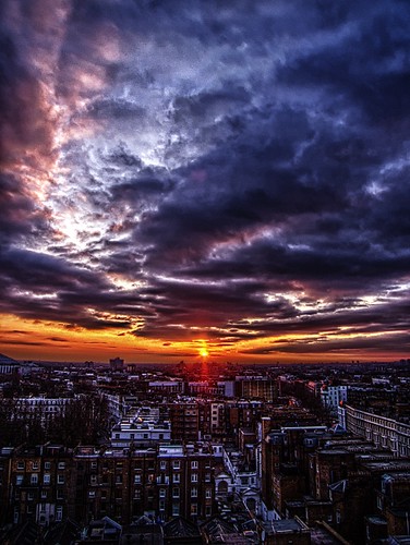 sunset england sky urban sun london clouds landscape geotagged lumix photo gimp panasonic hdr luminance cromwellroad fattal lx3 qtpfsgui dmclx3 mantiuk