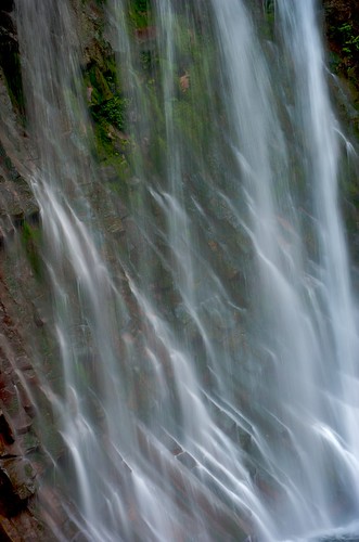 abstract fall water japan waterfall kagoshima crazyshin 2009 waterabstract 滝 kirishima nikond3 tamronaf28300mmf3563xrdildasphericalifmacro 村尾の滝 ds49020