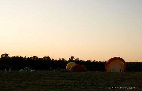 sunset canon august hotairballoon 2009 août montgolfières saintjeansurrichelieu rebelxs hurock24 festivalinternationaldemontgolfièresdestjeansurrichelieu