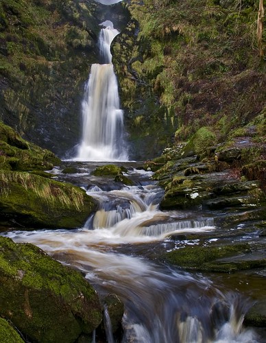 uk water stone wales river geotagged waterfall rocks falls welsh geotag pistyllrhaeadr llanrhaeadrymmochnant