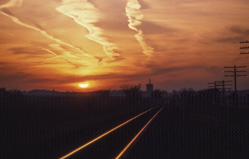 railroad sunset illinois bn waterman