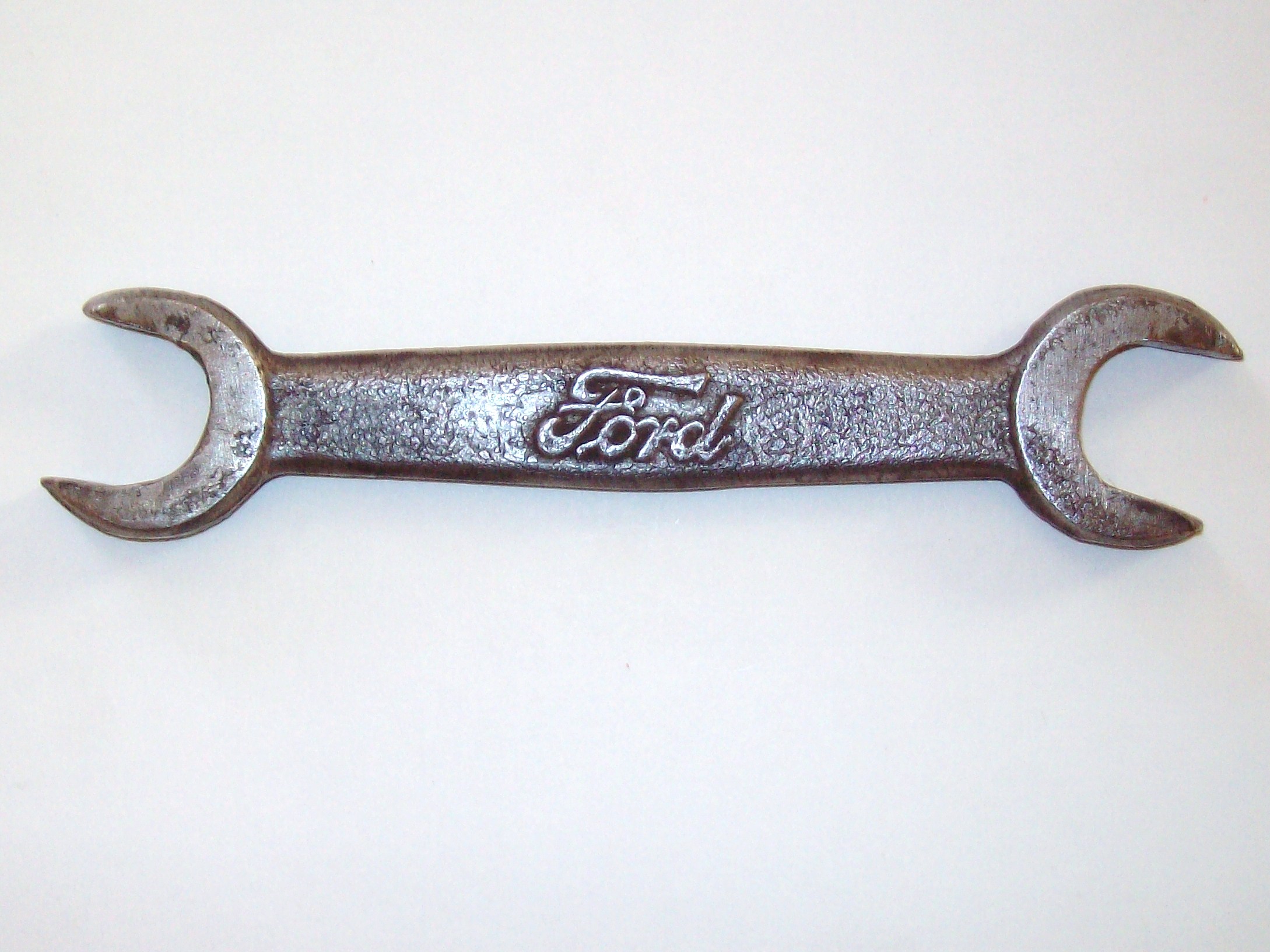 Vintage Ford wrench : OldSchoolTools