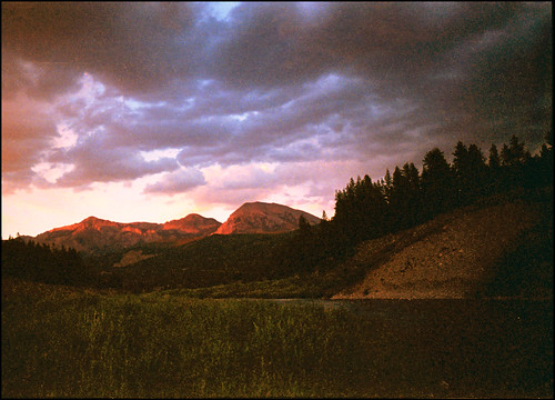 sunset mountains film geotagged disposablecamera wyoming wy granitecreek grosventre scanfromnegative bridgertetonforest