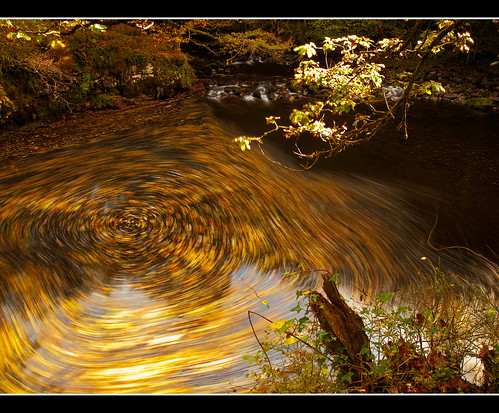 autumn leaves wales geotagged cymru swirls zuiko hdr confluence hdri pontneddfechan photomatix neddfechan olympuse30 afonpyrddin ndx6 geo:lat=51769991 geo:lon=3597722