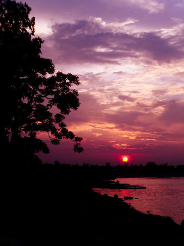 lighting new pink light sunset sky sun seascape color nature silhouette clouds river dark landscape death daylight stand pain worship flickr mood darkness sony birth cybershot boulder relief sigh land descend dhaka slowly motionless bengal bangladesh cloudscape bangla bengali excavate writhe jamunariver deshi scathing ratul mywinners abigfave dsct20 rezoan rezoanratul moodycompositions