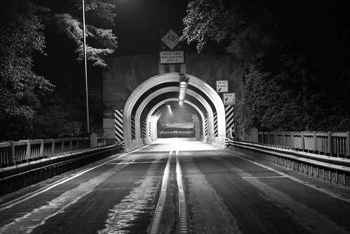 road bridge bw usa signs tree cars night oregon canon dark lights earth pavement tunnel 101 dslr highway101 50d capecreekbridge canoneos50d