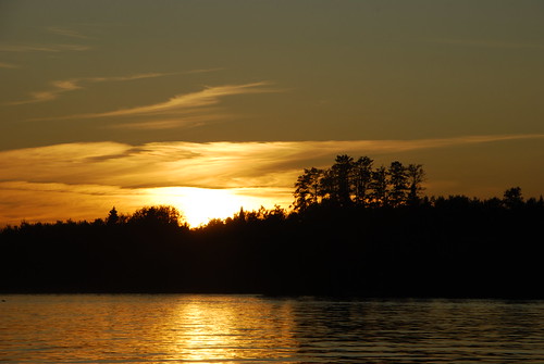 sunset ontario canada fishing kenora canadiansunset laclu