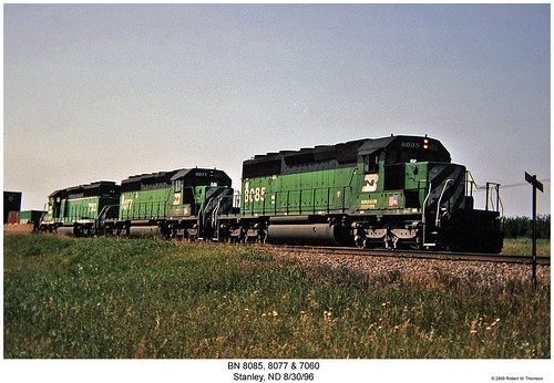 railroad train diesel railway trains bn stanley northdakota locomotive trainengine burlingtonnorthern emd sd402 sd40 sixaxle