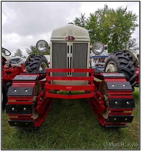 ford canon fortwayne crawler steamshow 1dsmarkii 8n tractorshow maumeevalley 1dsii 8ncrawler