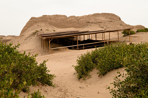 roof peru archaeology digital sand support structure cover dig sanddunes excavation d300 huacachotuna chotuna