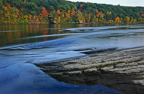 autumn fall water colors reflections dusk foliage connecticutriver ledges