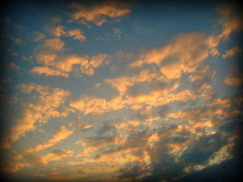 sky clouds thessaloniki sunsetclouds cloudstories cloudsarealive cloudspersonality cloudswithanattitude cloudsstories