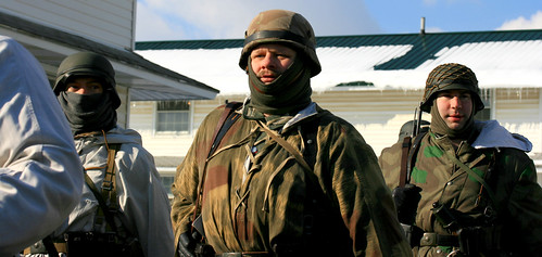 portrait pennsylvania gis wwii helmet battle ww2 soldiers uniforms 2009 reenactment kawkawpa worldwar2 battleofthebulge soldats fortindiantowngap img1518