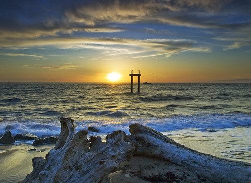 ocean california sunset sun beach clouds pier sand surf driftwood mosslanding zuiko1442 olympuse410 shanevenem