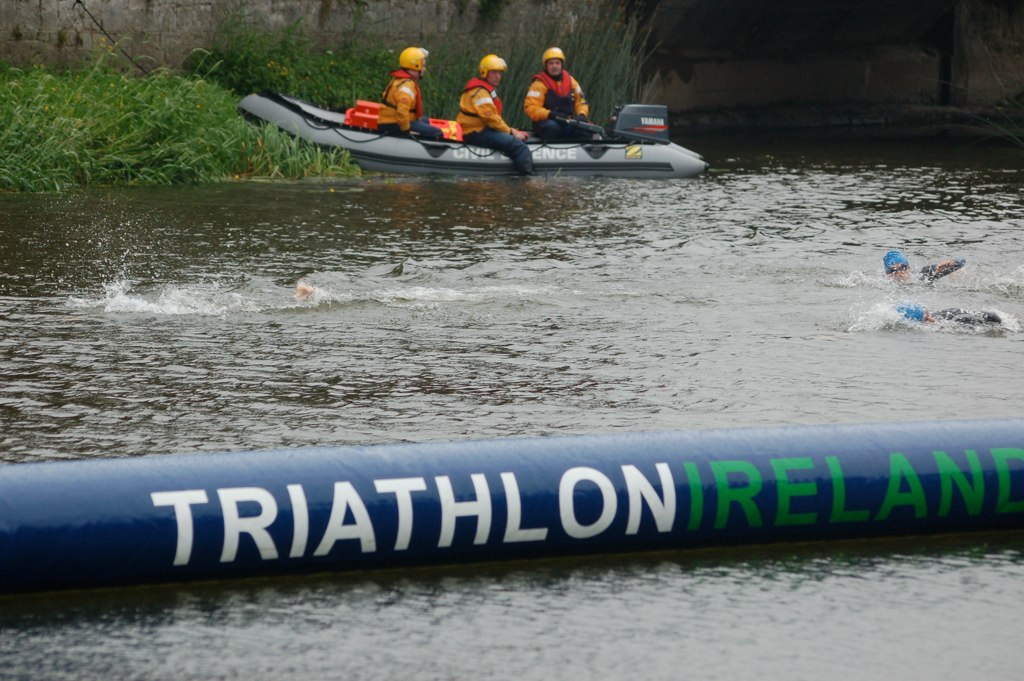 Under the watchful eye of the Civil Defence rib crew - TriAthy - I Edition - 2 June 2007