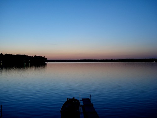 sunset sun lake water set sunrise dock dusk michigan cottage summertime hess sunrize lakesunset michigansummer michigansunset “flickraward”