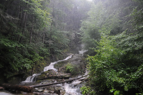 waterfall massachusetts 1755mmf28g chesterblandfordstateforest sandersonbrookfalls