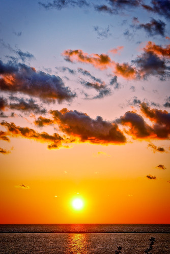 sunset ny newyork clouds geotagged sony kitlens upstate cny centralnewyork lakeontario dslr a200 greatlake oswego portcity digitalsinglelensreflex alpha200 samanthadecker geo:lat=4346696 geo:lon=76508591