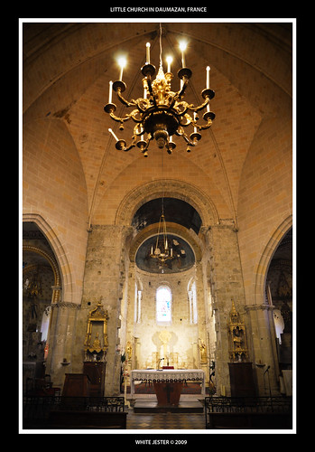 light france church arch cathedral interior arches holy chandelier alter daumazan herlaar jeroenherlaar