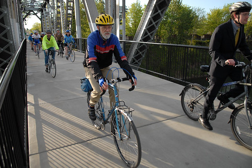 Legislator bike ride at the Oregon Bike Summit-30