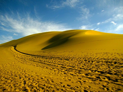 china fab mountain sand sands breathtaking goldens gansu dunhuang echoing mingshashan abigfave colorphotoaward ultimateshot breathtakinggoldaward fabbow coth5