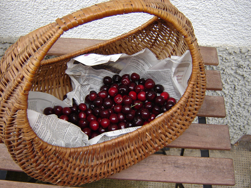 One kilo cherries