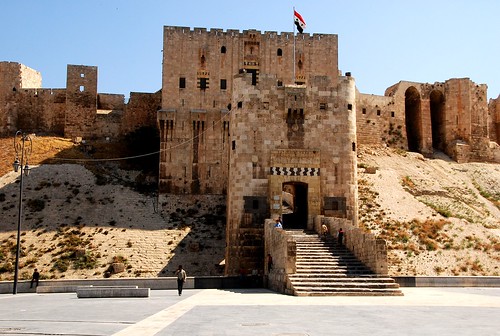 citadel muslim islam middleeast arab syria muslims suria aleppo ottomanarchitecture halab moslems