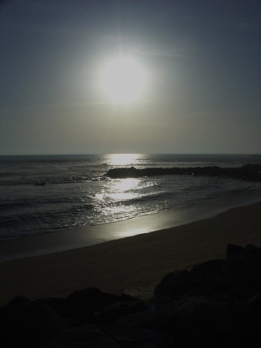 sunset sea luz sol portugal mar europa areia sombra pôrdosol reflexo sonydscv1 prata viladoconde atlântico madeinportugal aceano ilustrarportugal sérieouro helenacompadre